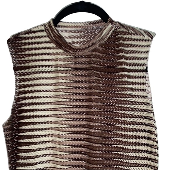 Sleeve less Dress - Picture 3 of 14